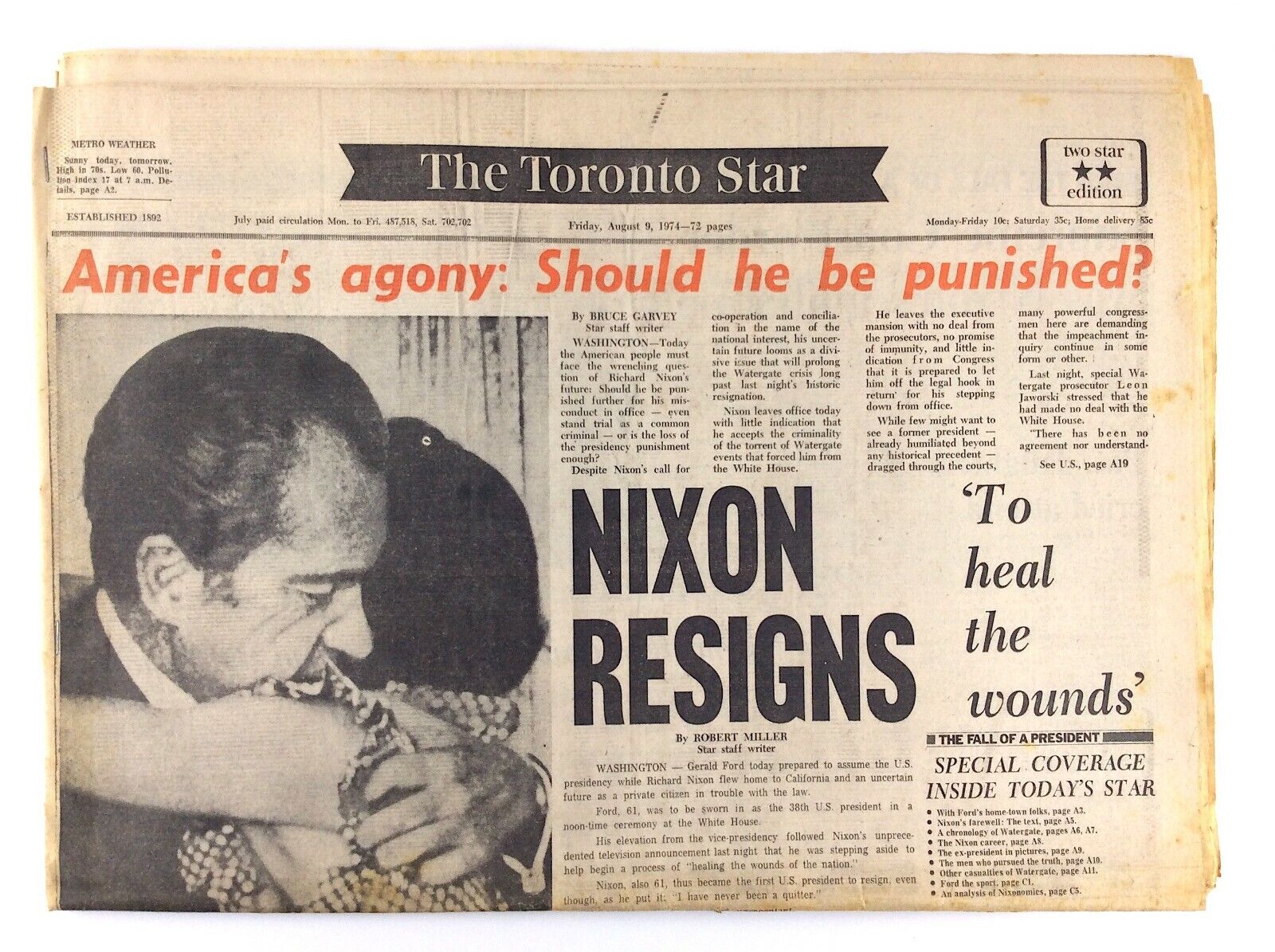 August 9 1974 Toronto Star Front Section Only He Be Punished Nixon Resigns M176