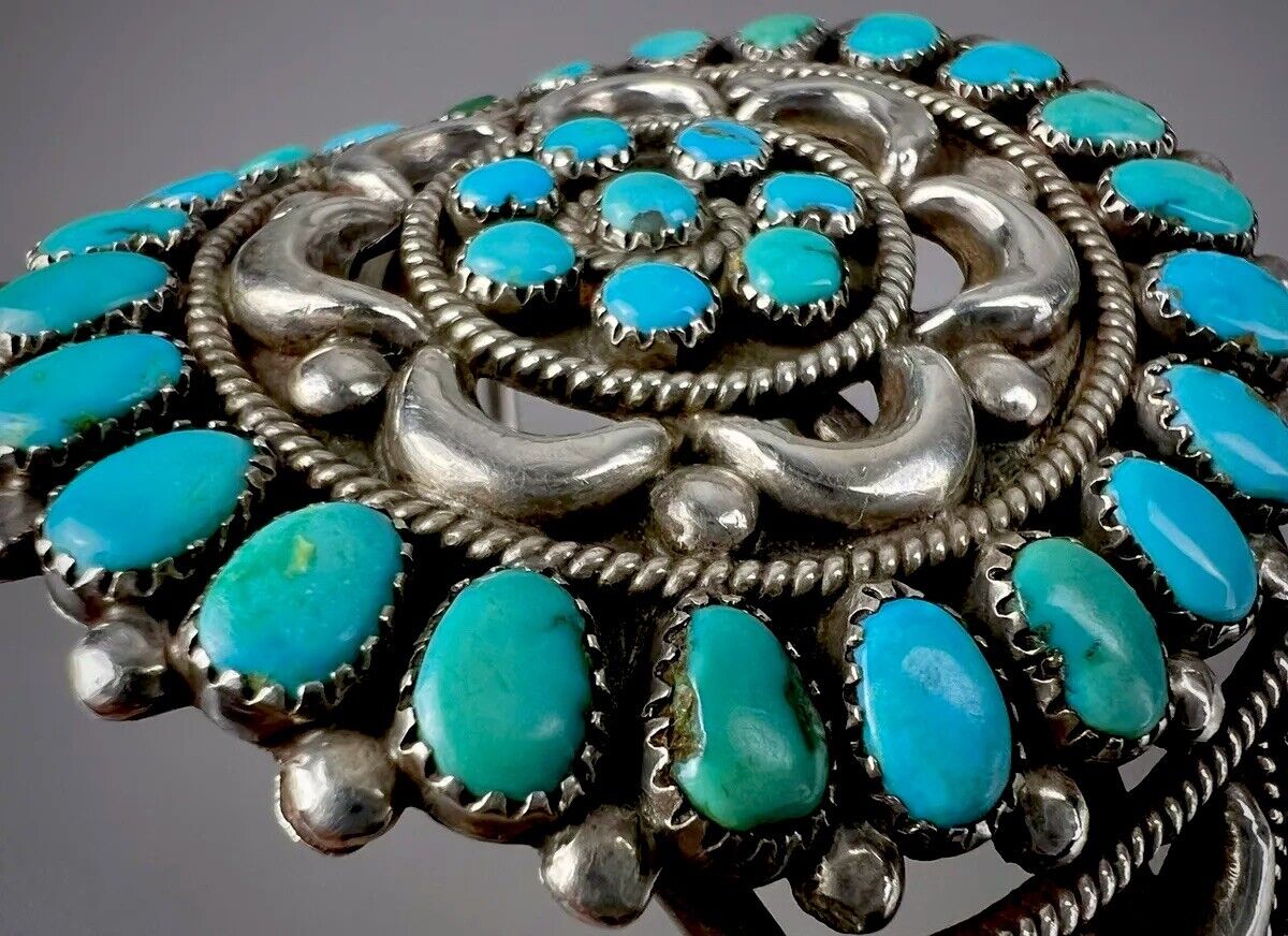 GORGEOUS Vintage Navajo Sterling Silver Turquoise Cluster Cuff Bracelet