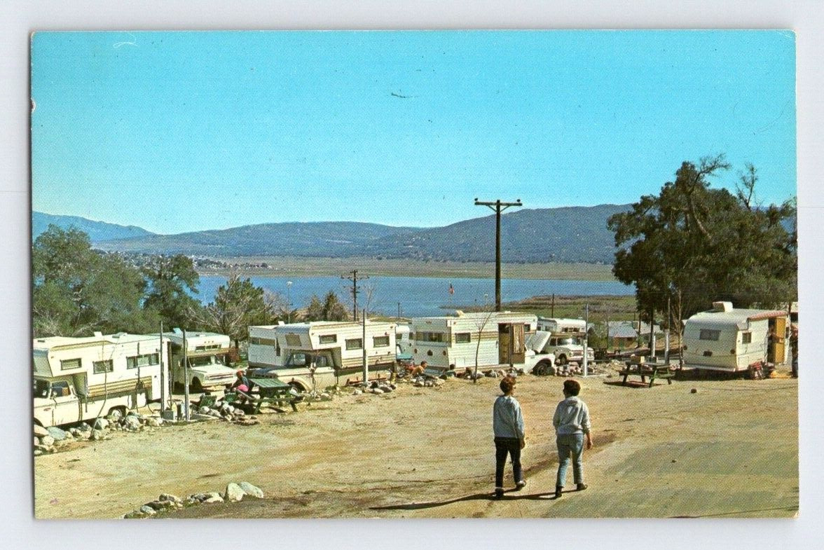 1960\'S. LAKE HENSHAW. SANTA YSABEL, CALIF. POSTCARD. DC25