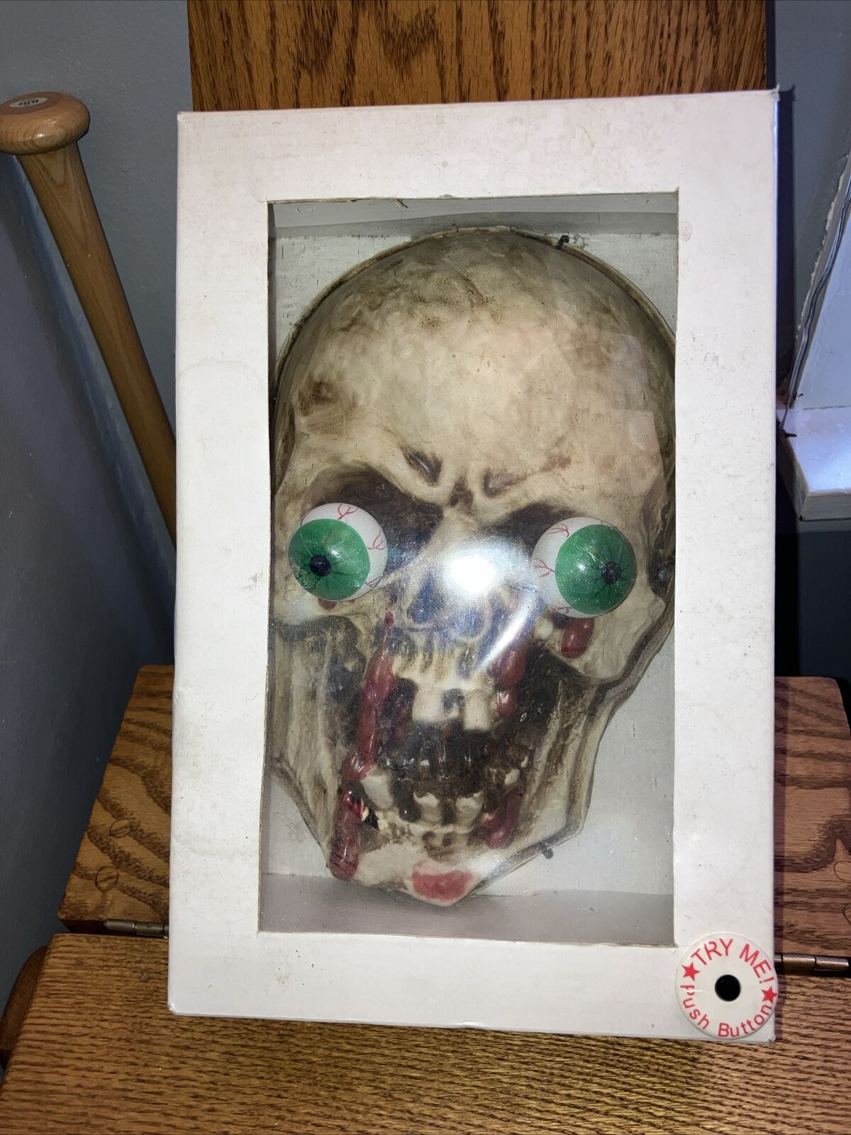 Vintage Halloween Light Up Skull Decoration Piece Extremely Rare