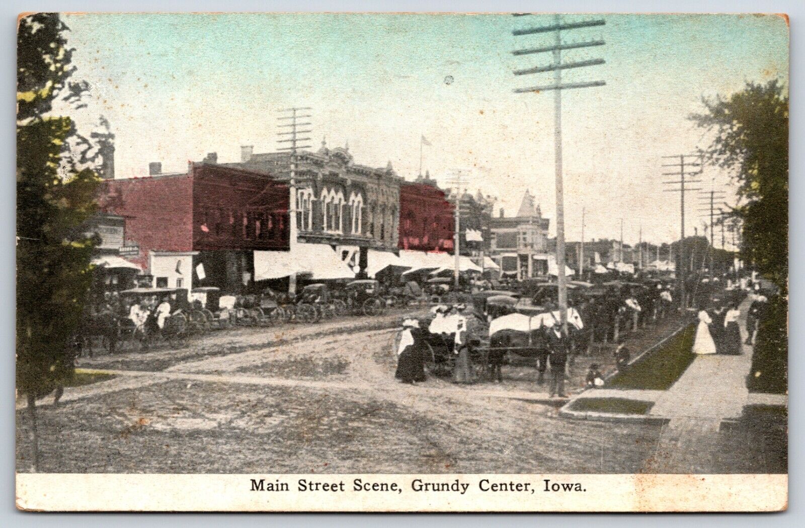 Postcard Main Street Scene, Grundy Center, Iowa Unposted