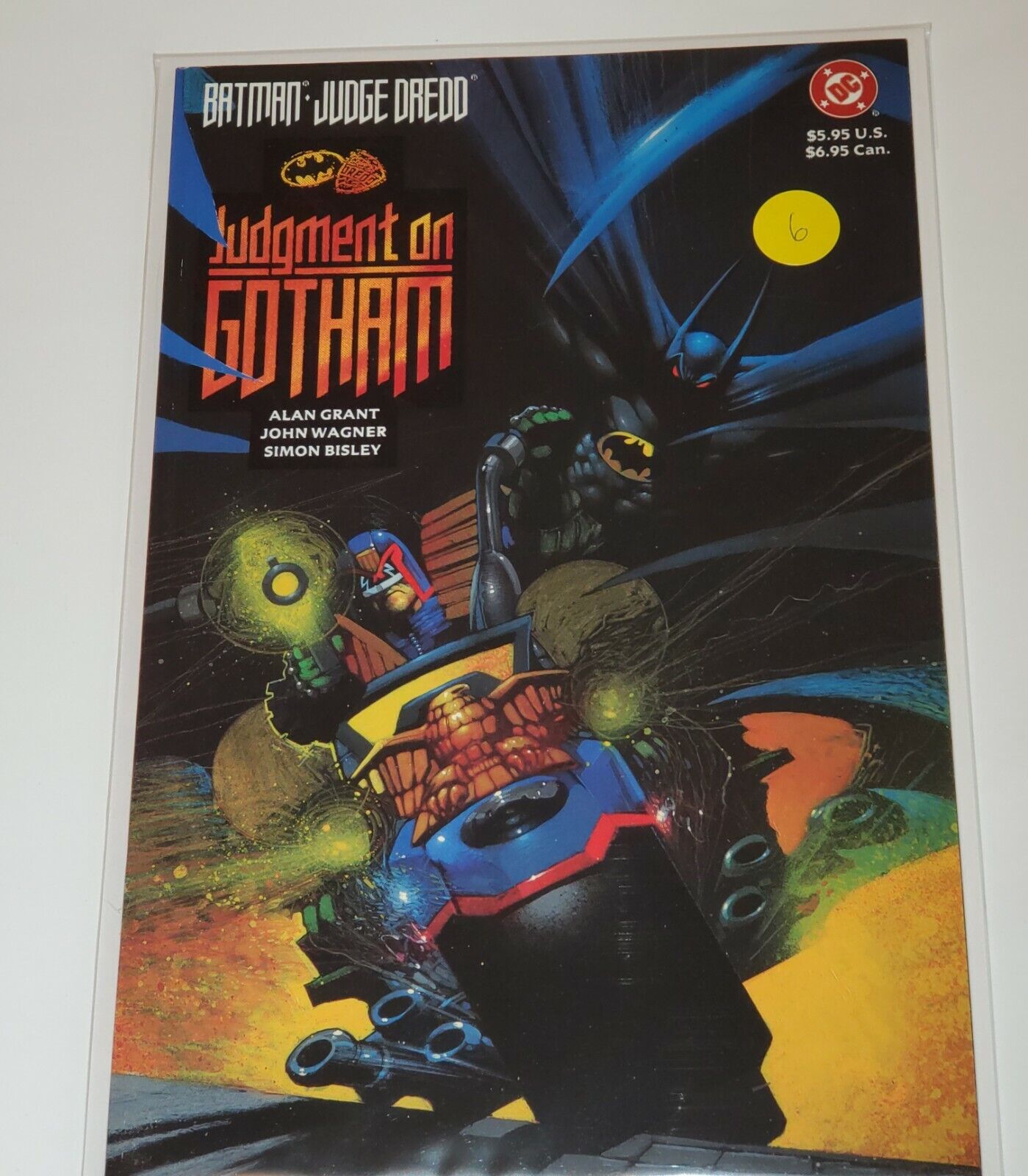Batman Judge Dredd: Judgement in Gotham  (DC 1993)  Very Fine 