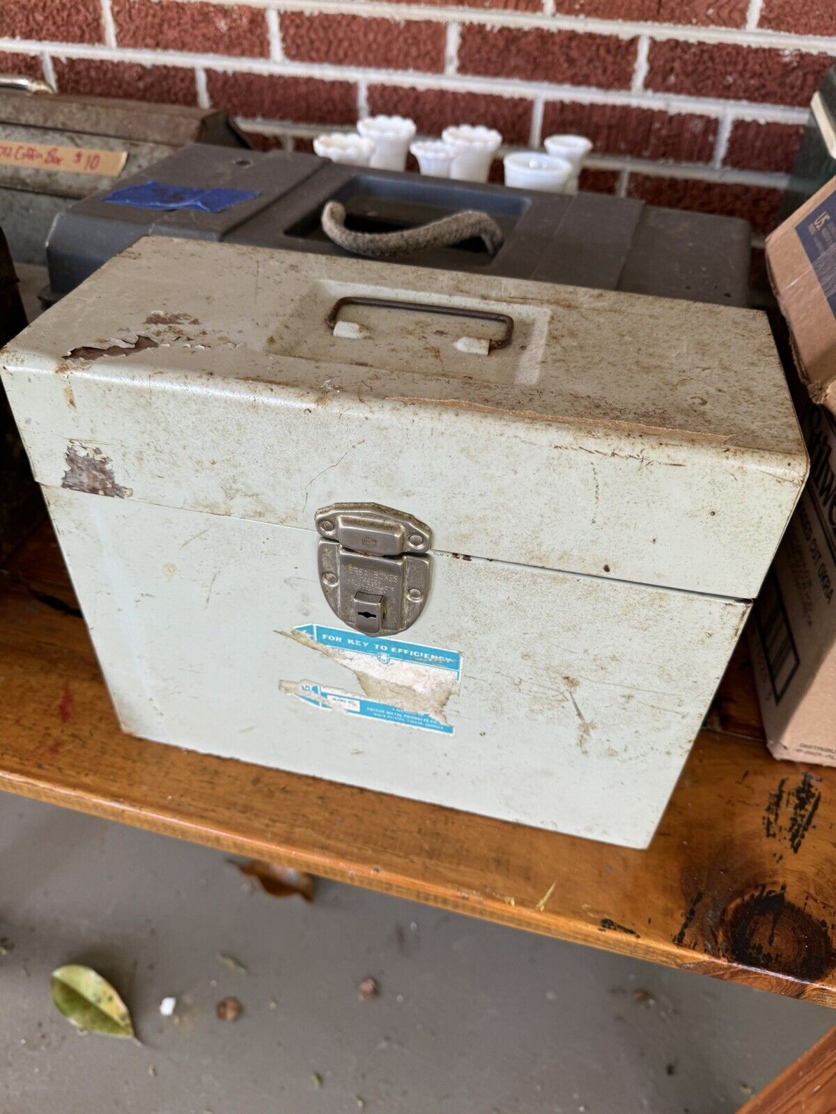 Vintage Versa Box Metal Lock Box With Key Excelsion Stamford Conn. USA