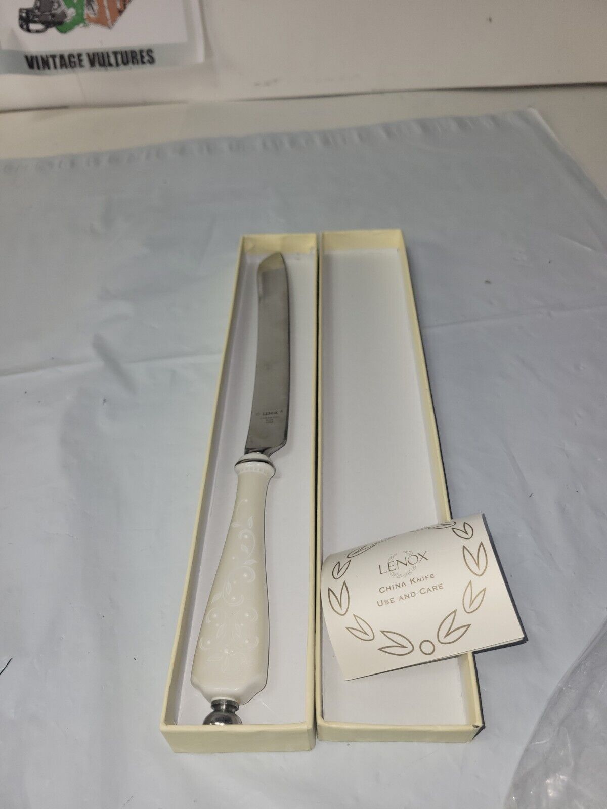 Lenox Knife  Porcelain Handle Stainless Blade DD 