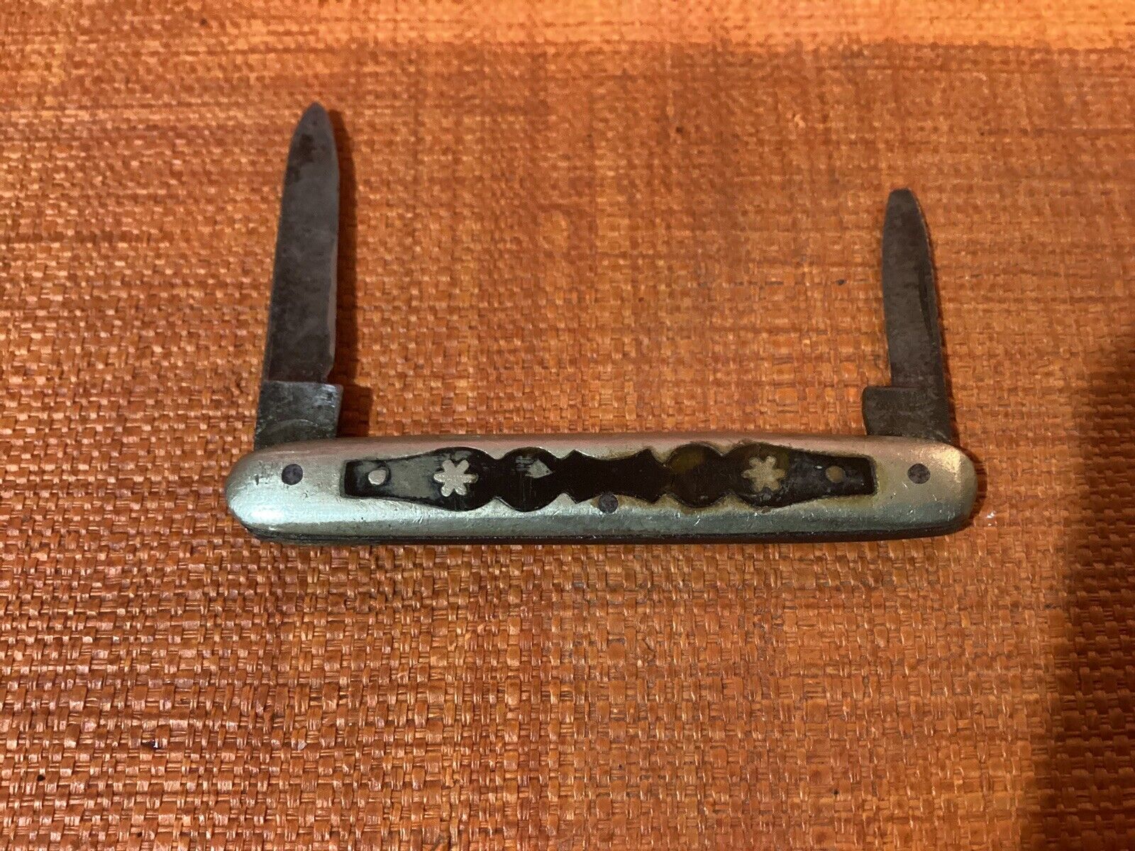 Antique Ornate Handles Germania Cutlery Works Pocket Knife Lady Knife Used