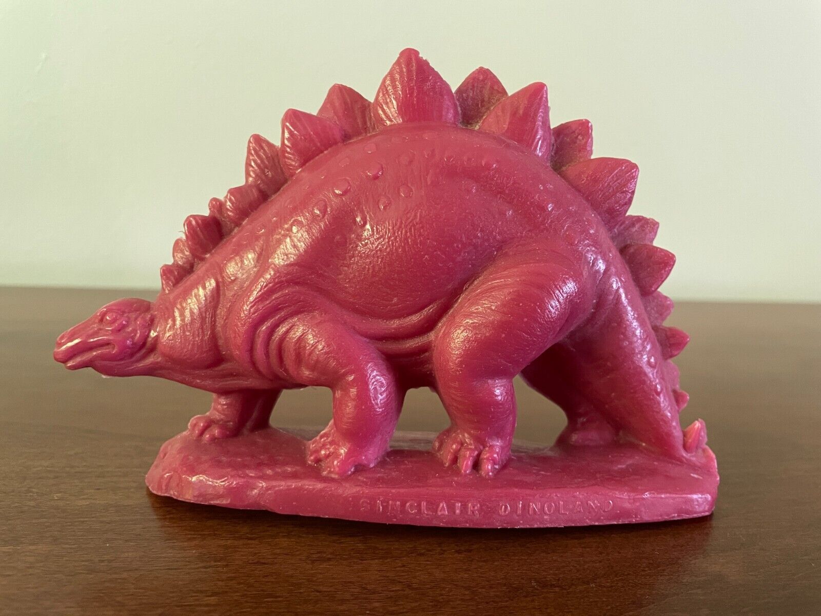 Mold-A-Rama Sinclair Dinoland Stegosaurus Dinosaur  (after World's Fair) - Red