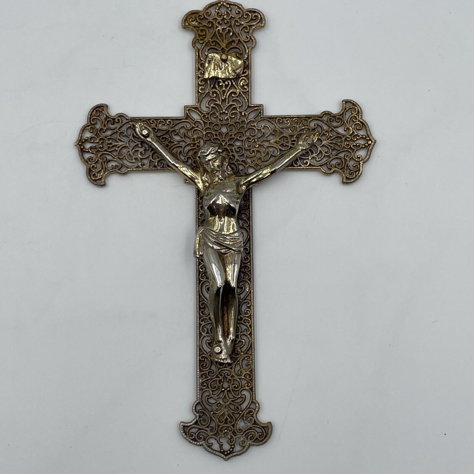Vintage Gold Tone Crucifix Ornate Filigree Metal Cross Wall Hanging Catholic God