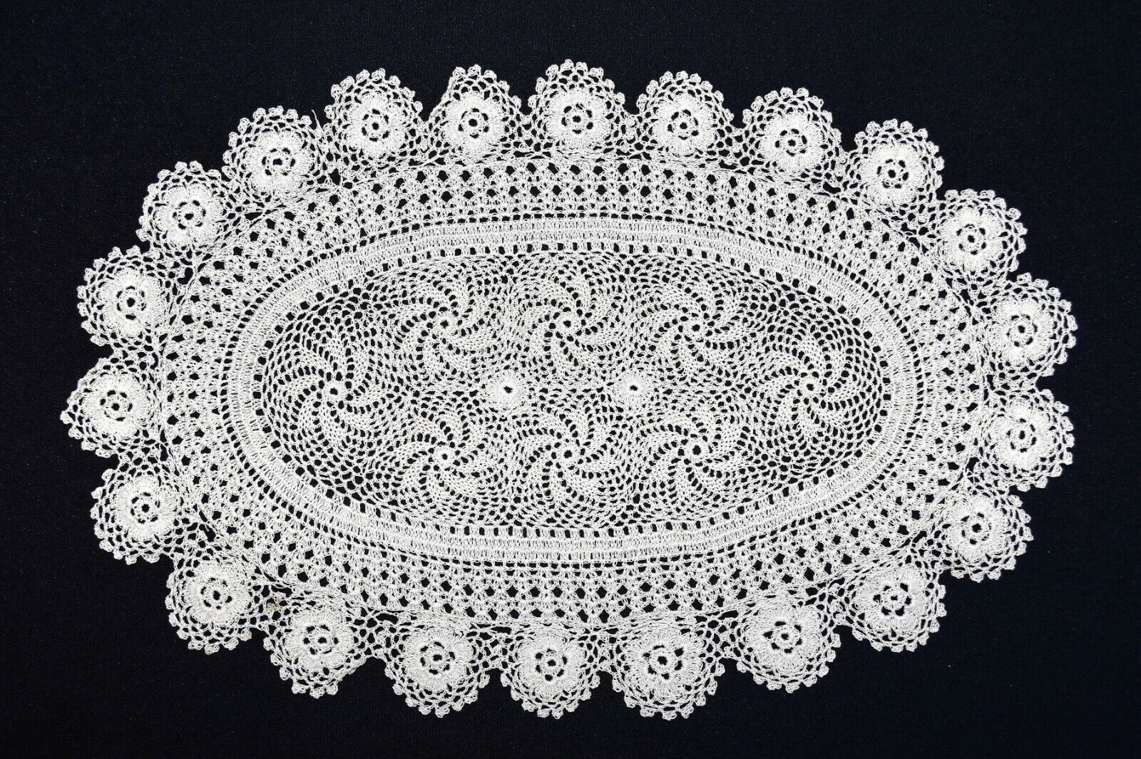 Vintage Ecru Crocheted Swirled Flowers Oval Table Runner 10 x 16