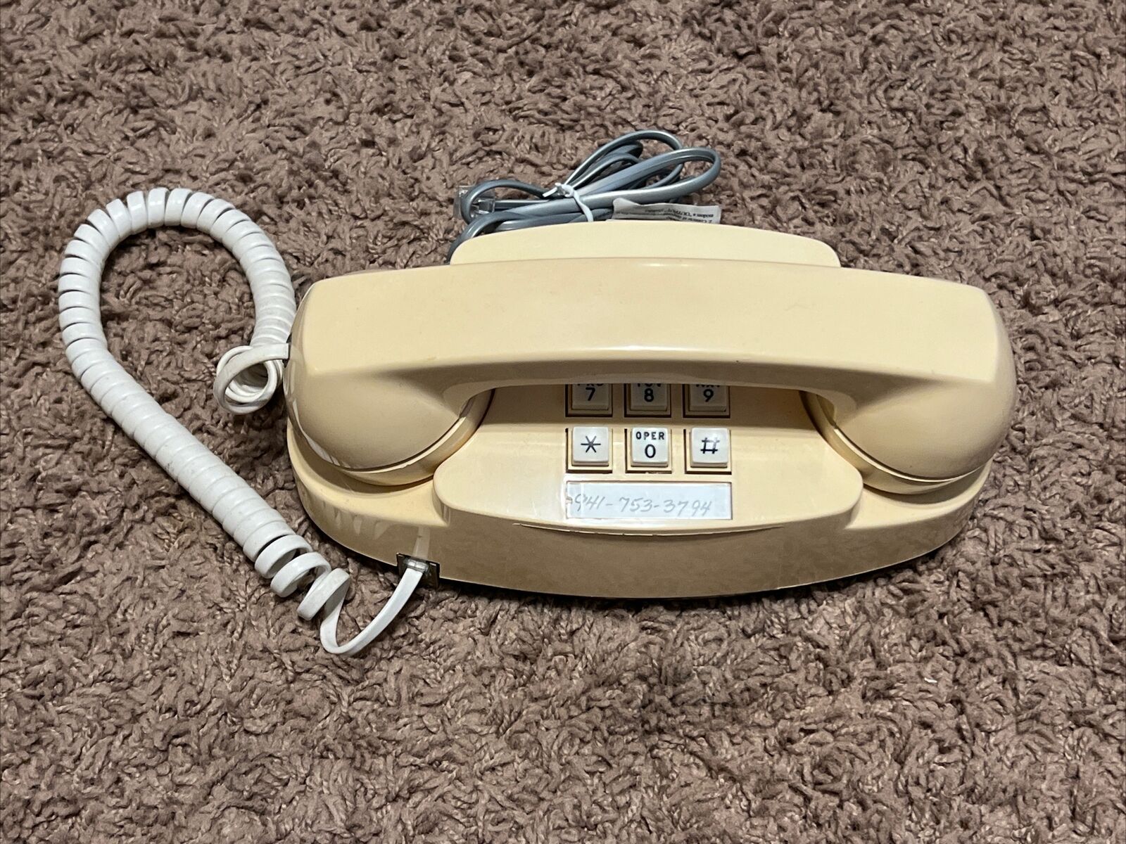Vintage AT&T CS2702BMG Princess Push Button Dial Desk Telephone.