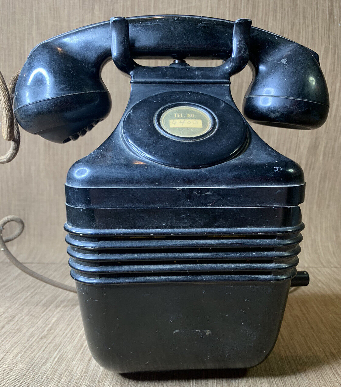 Vintage RARE Leich “Beehive” Magneto Bakelite  Hand Crank Telephone Black