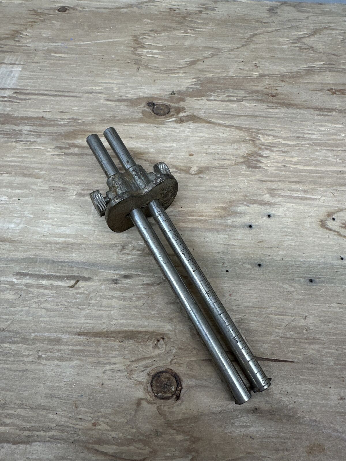 Vintage Stanley No. 91 Double Bar Marking Gauge Metal Carpenter Tool