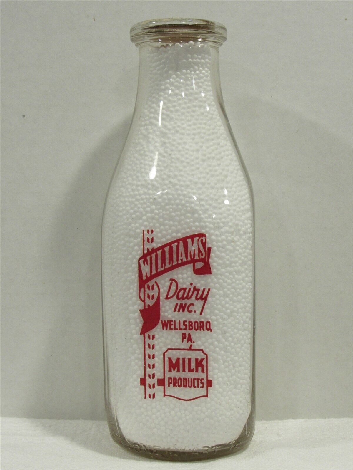 TSPQ Milk Bottle Williams Dairy Inc Milk Products Wellsboro PA TIOGA COUNTY 1950