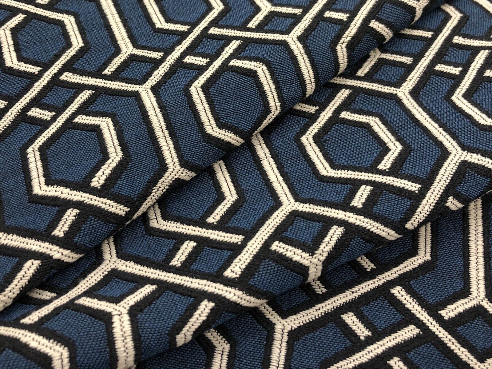 Kravet Navy Geometric Modern Woven Trellis Upholstery Fabric 9.50 yds 34352.516