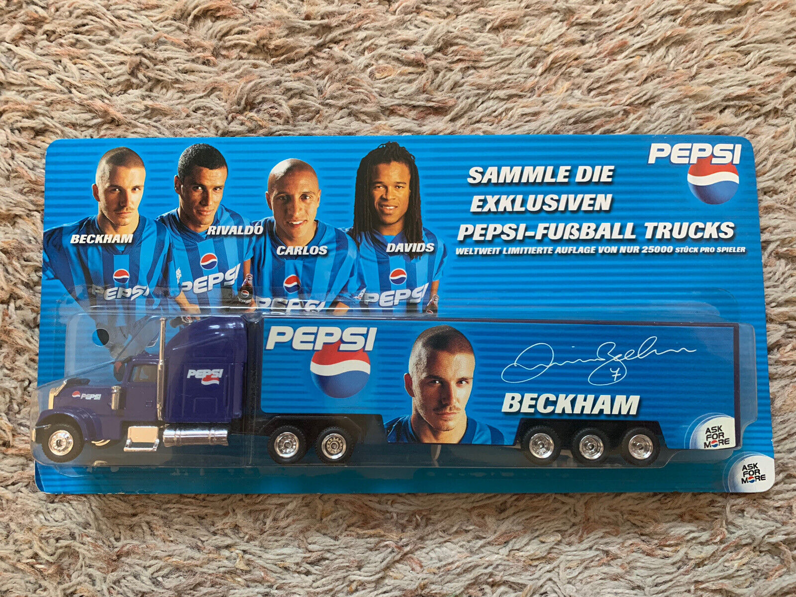 DAVID BECKHAM PEPSI FOOTBALL 1/64 Die-Cast TRUCK LIMITED EDITION Only 25000