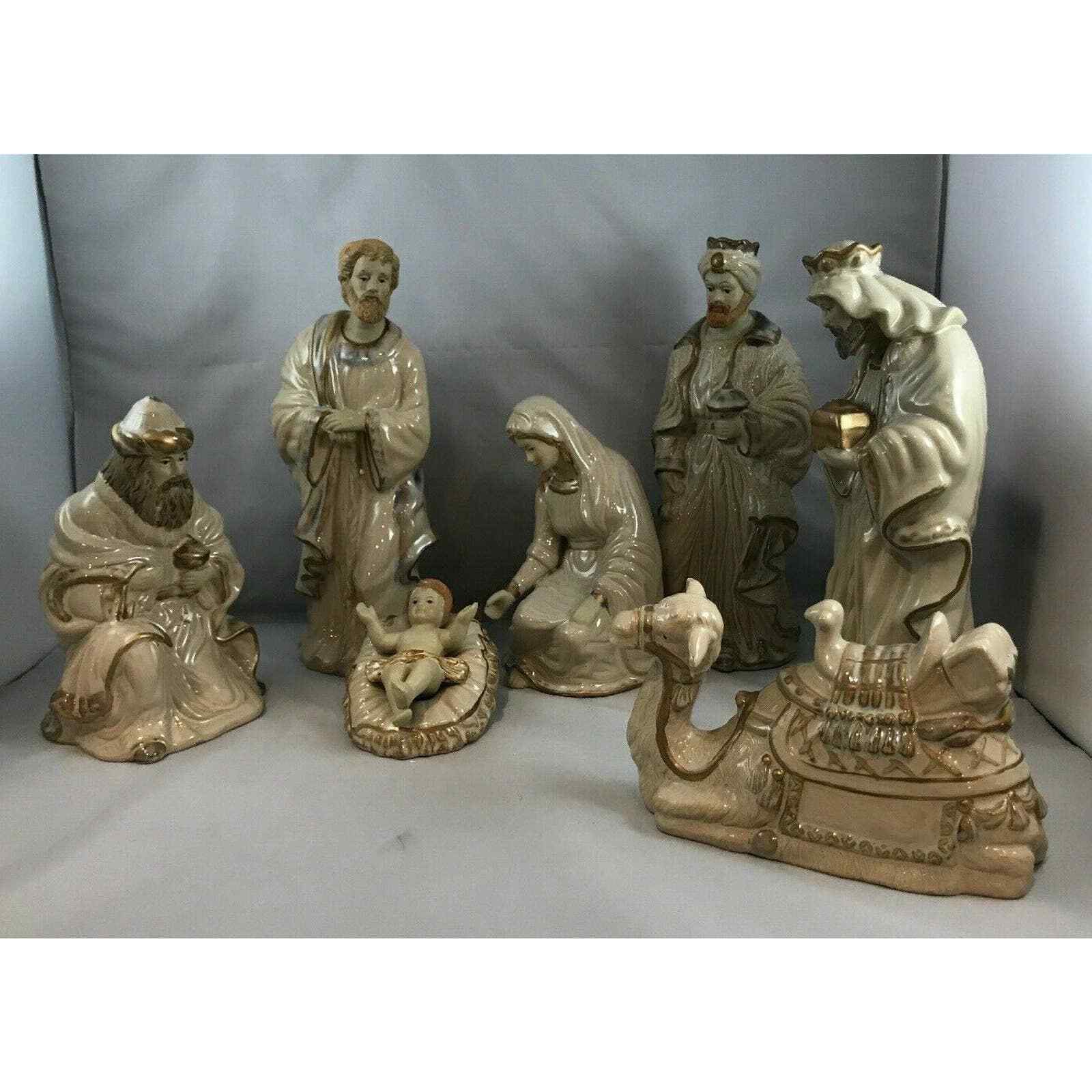 Vintage * 7 Pc Kirkland\'s Ceramic Nativity Set * Glazed & Hand Painted * (ET)