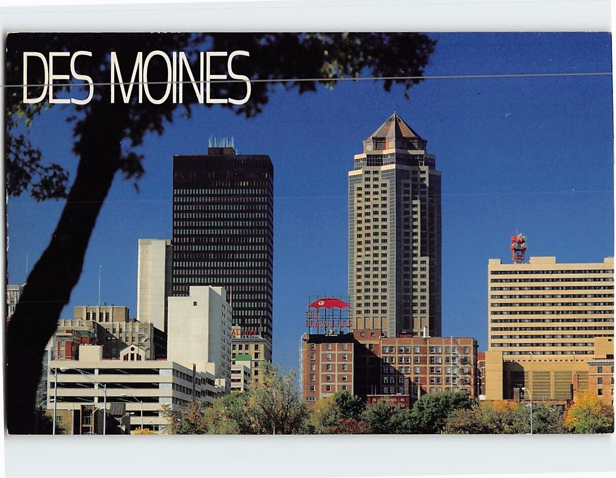 Postcard View in Des Moines Iowa USA