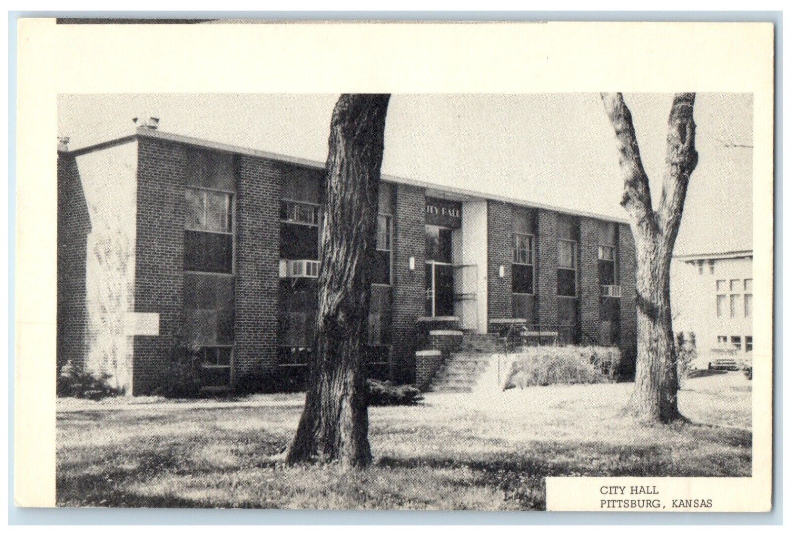c1940 City Hall Exterior Building Pittsburg Kansas KS Vintage Antique Postcard
