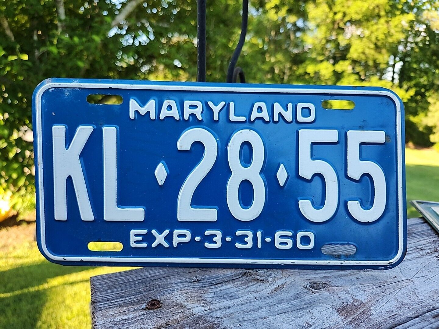  Vintage 1959-60 Maryland License Plate  #KL-28-55 White On Blue 