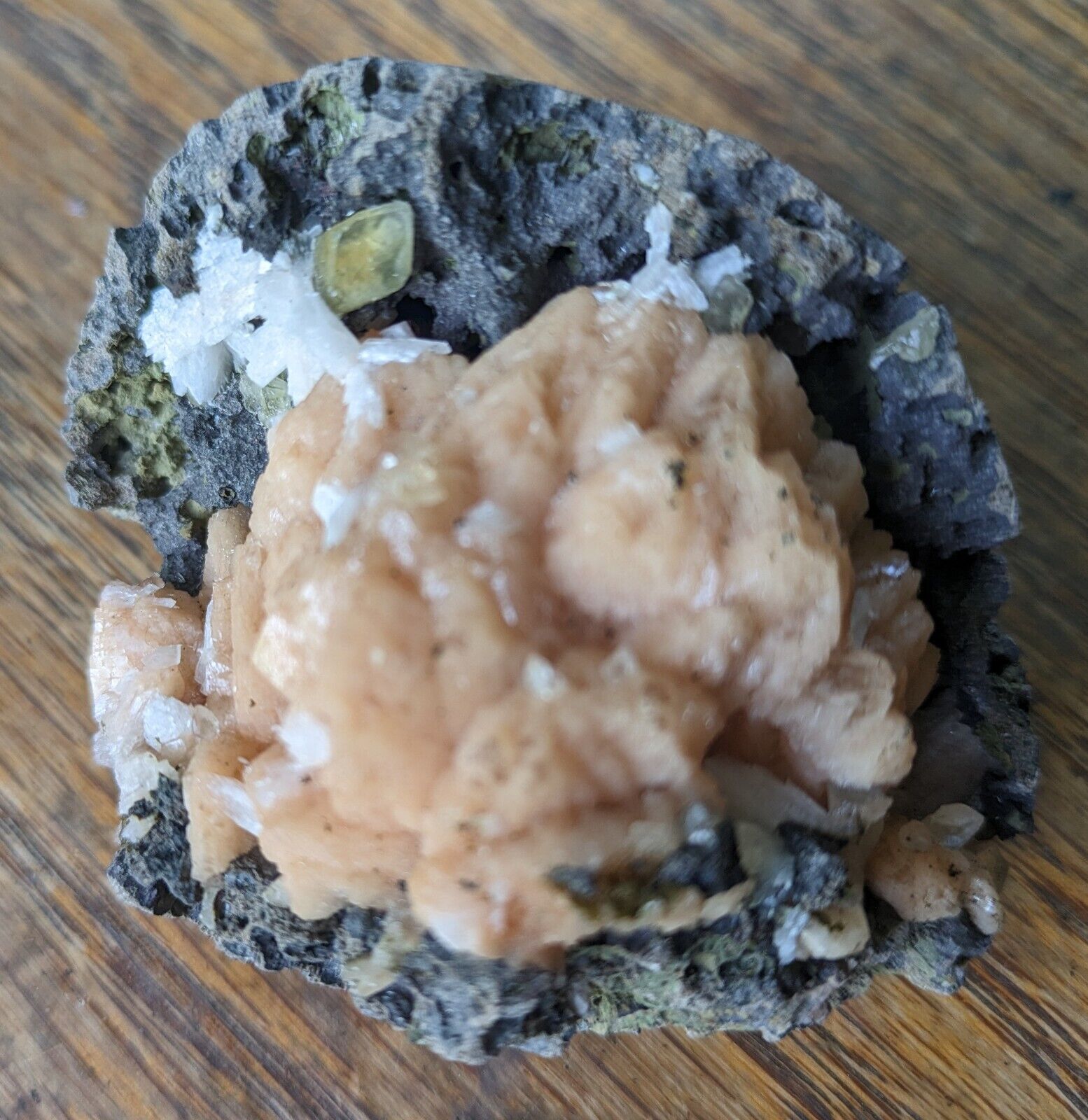 yellow Calcite, orange Stilbite on Basalt, minerals, crystals, mineral specimens