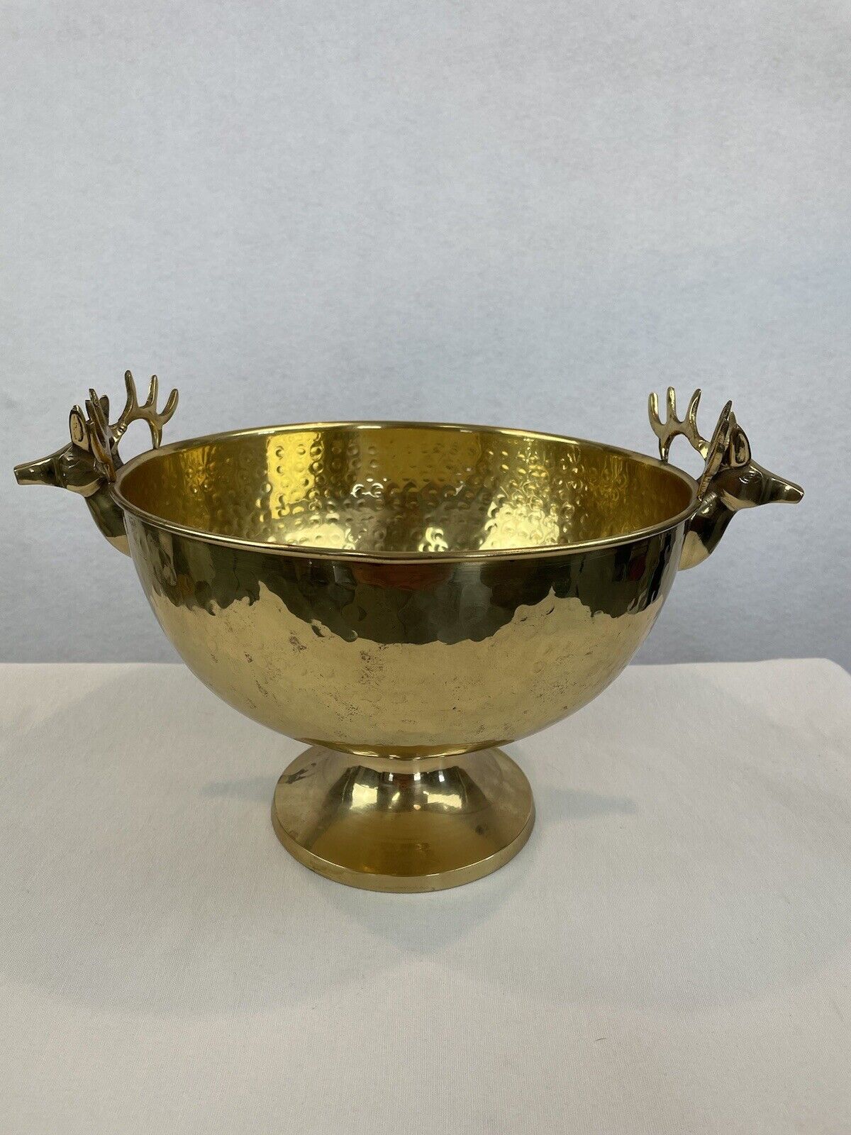 Vintage Brass Round Pedestal Bowl Deer Buck Stag Reindeer Head Antlers Handles