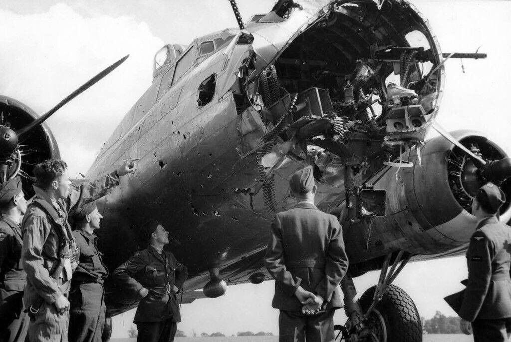 WWII B&W Photo B-17 Bomber Damaged US Army Air Corps USAAF Nose WW2 /5058