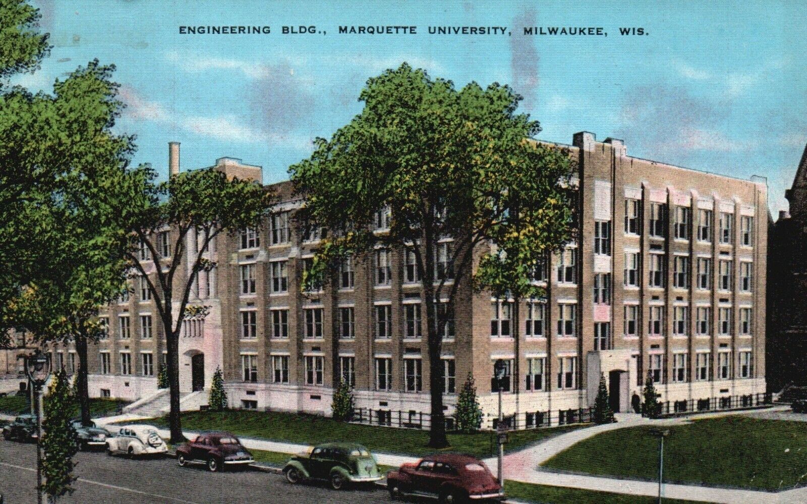 Postcard WI Milwaukee Marquette University Engineering Bldg 1943 Linen PC a7138