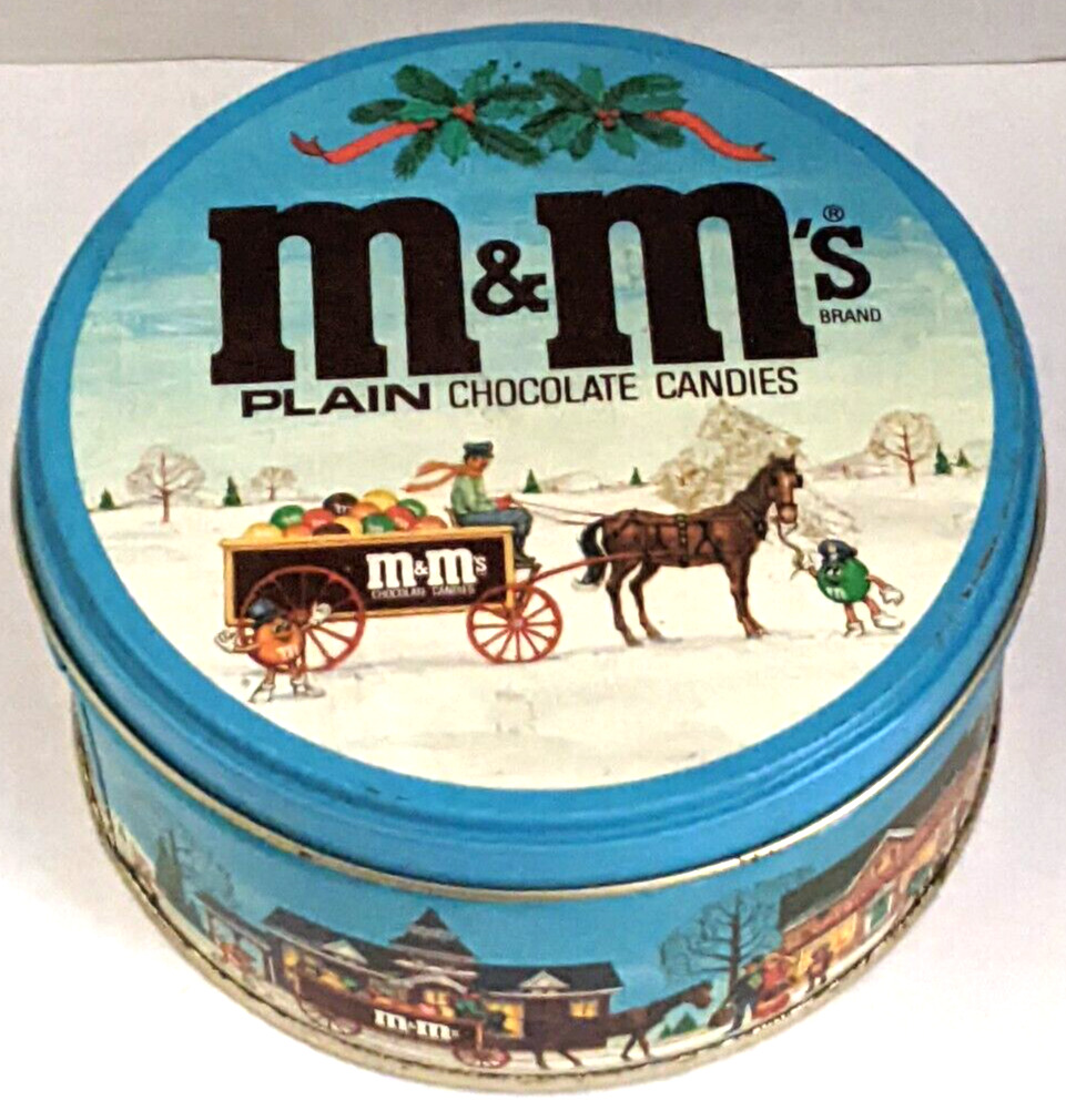 Vintage M&Ms Plain Candies Round Christmas Mistletoe Horse Buggy 5\