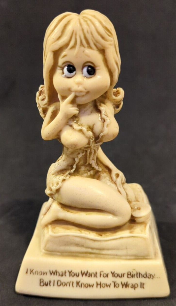 Vtg 1976 Russ Berrie Statuette Sexy Girl Birthday Gift Don't Know How to Wrap It