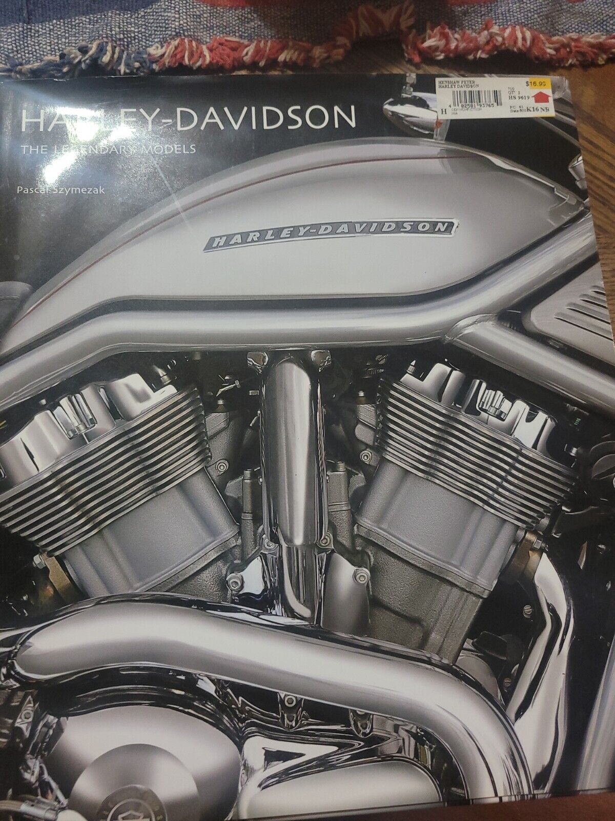 Vgt HARLEY DAVIDSON THE LEGENDARY MODELS BOOK Motorcycles Beautiful pictures