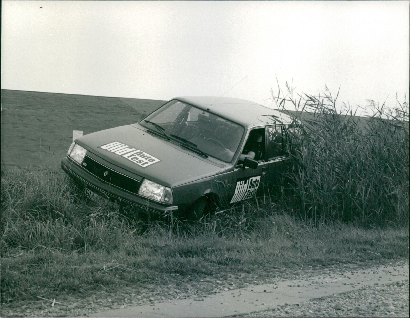 1984 Renault 18 - Vintage Photograph 3231250