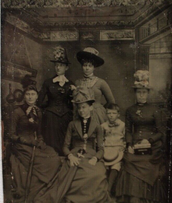 C.1880/90s Tintype 5 Beautiful Women & Uncomfortable Boy Victorian Dress D30122