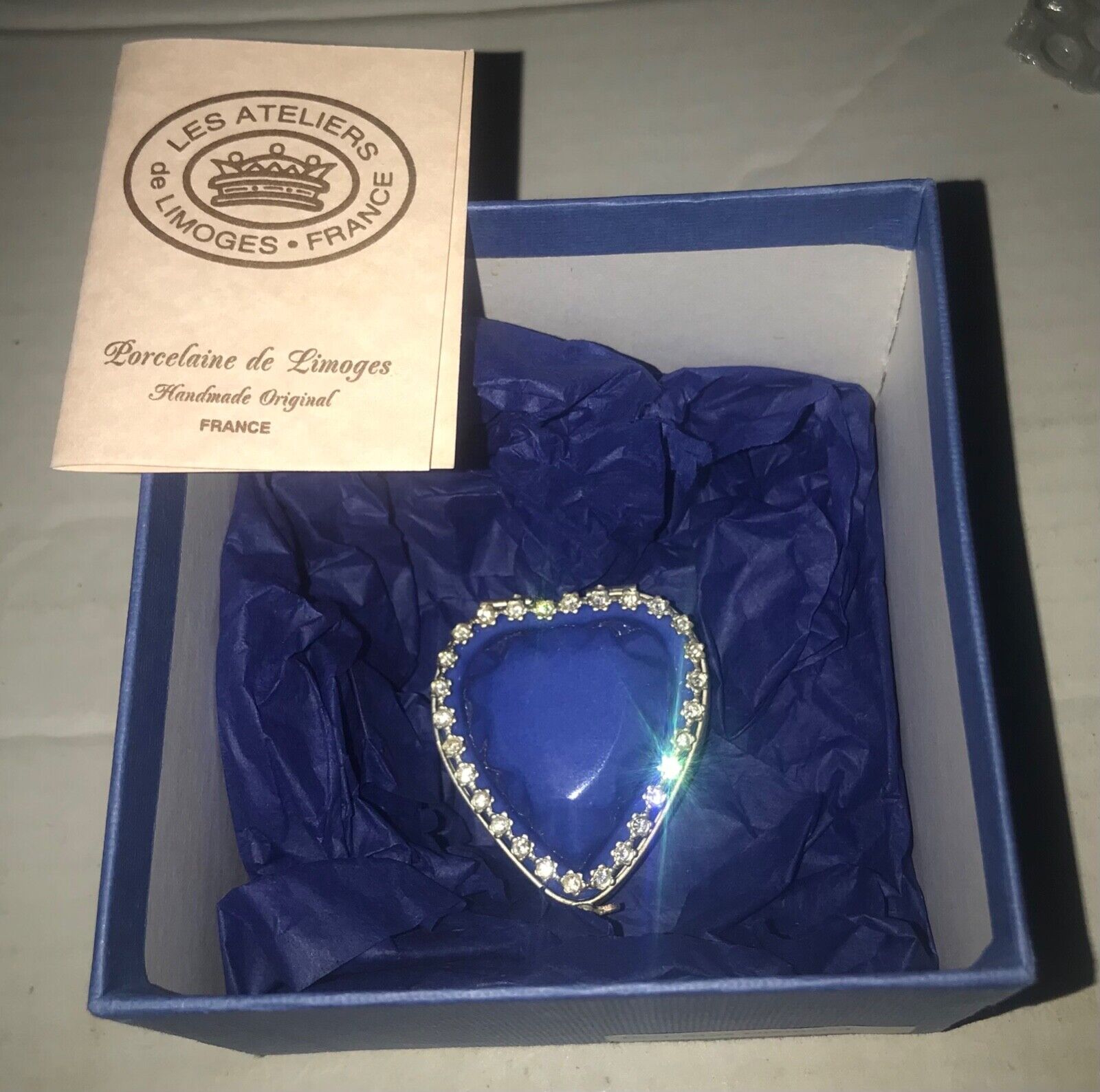 LES ATELIERS DE LIMOGES BLUE DIAMOND HEART TITANIC: FOX & PARAMOUNT: TRINKET BOX