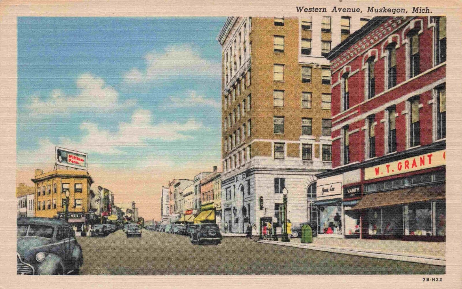 Unused Muskegon Michigan Western Avenue WT Grant Vintage Linen Postcard Postcard