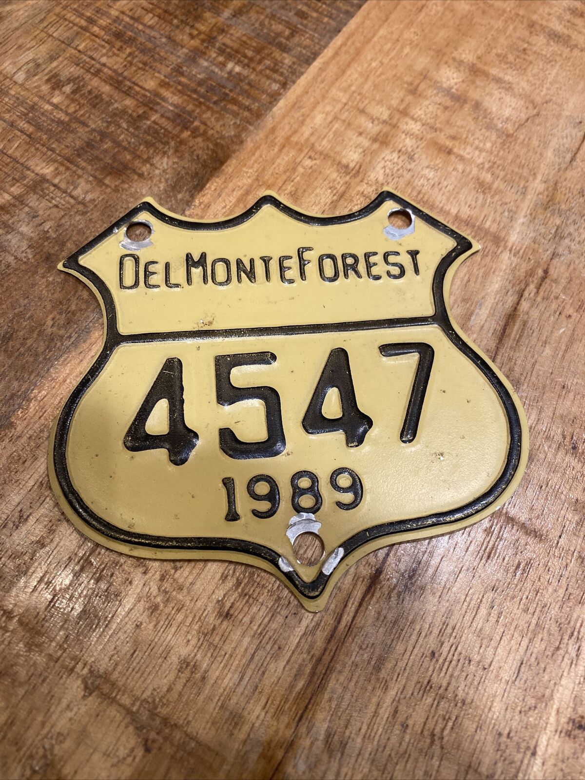 RARE 1989 Del Monte Forest Pebble Beach Auto Car Plate Gate Badge