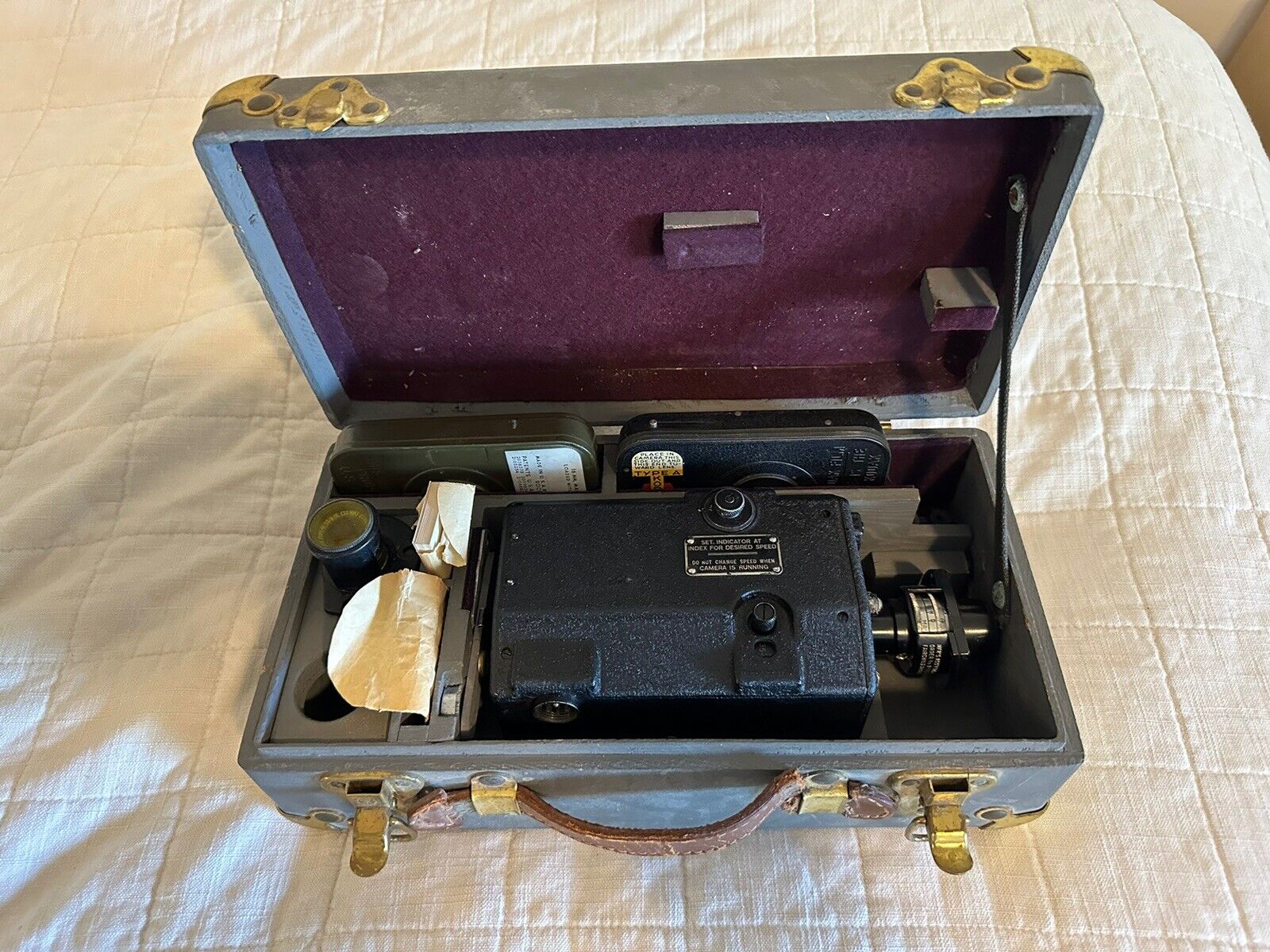 WW2 US Airplane Pilot Gun Camera, With Box, Film and Extras. B&H and Kodak Rare