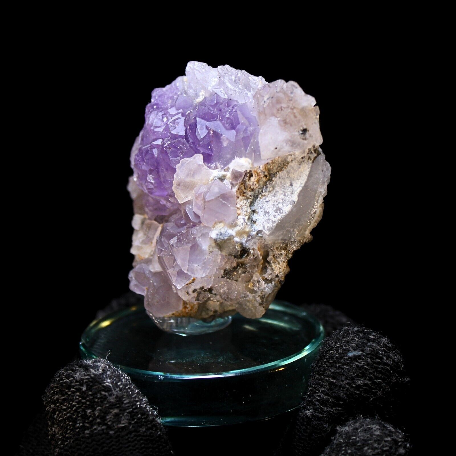 150g Gorgeous Purple Scepter Amethyst Quartz Crystal Stone With Stand 3x3x5cm 