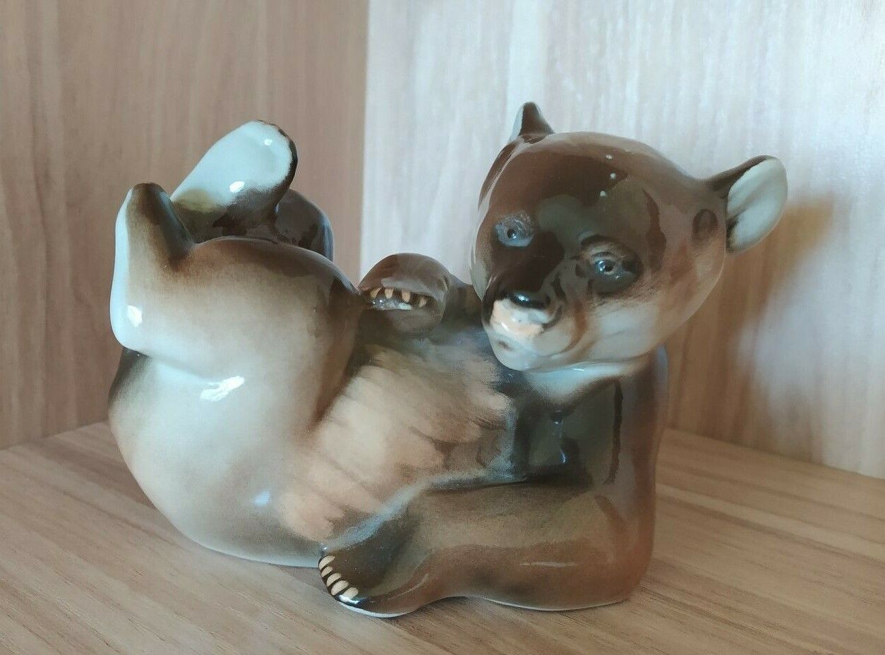 Vintage porcelain figurines USSR, Playing Bear, 70s, LFZ, ЛФЗ, Медвежонок СССР