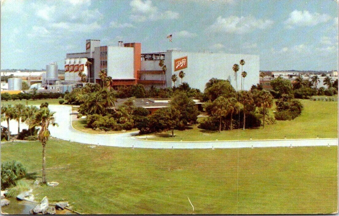 Postcard Tampa Florida Jos Schlitz Brewing Company Brewery Unposted  1979