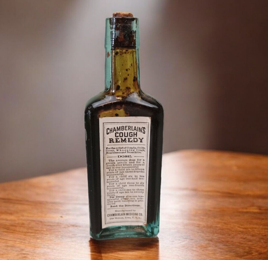 Antique CHAMBERLAINS COUGH REMEDY Paper Label Glass Bottle Cork Quack Medicine