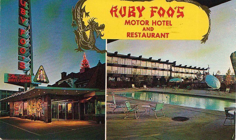 Postcard Ruby Foo\'s Motor Hotel and Restaurant Motreal Quebec Canada