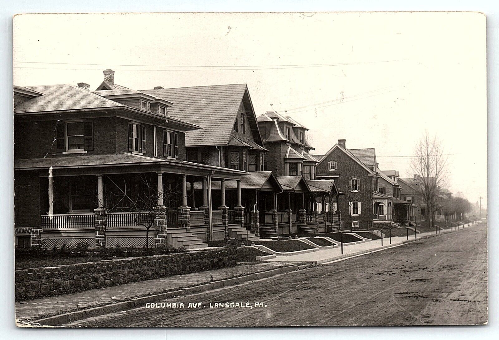 1915 LANSDALE PA COLUMBIA AVE. HOUSES STREET VIEW W.W.MILLER RPPC POSTCARD P3939