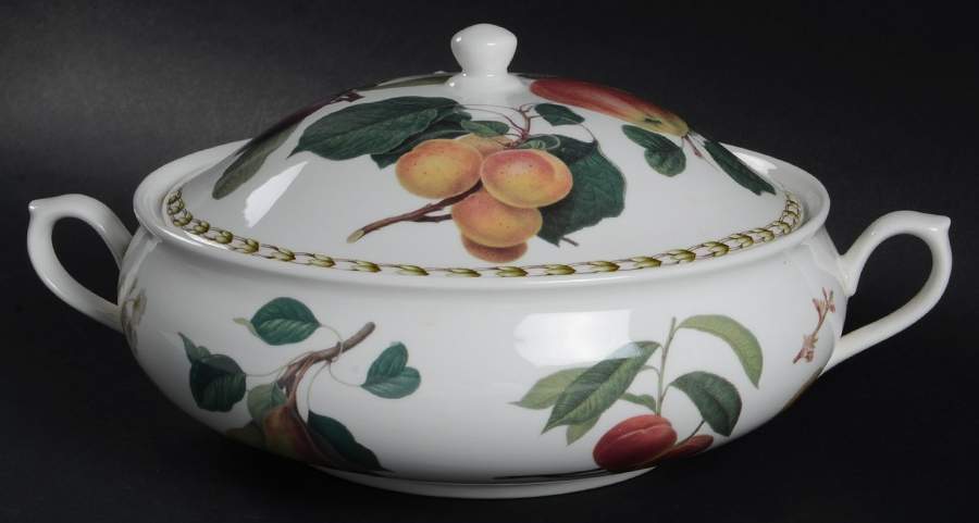 Rosina-Queens Hooker's Fruit  Round Covered Vegetable Bowl 1855174