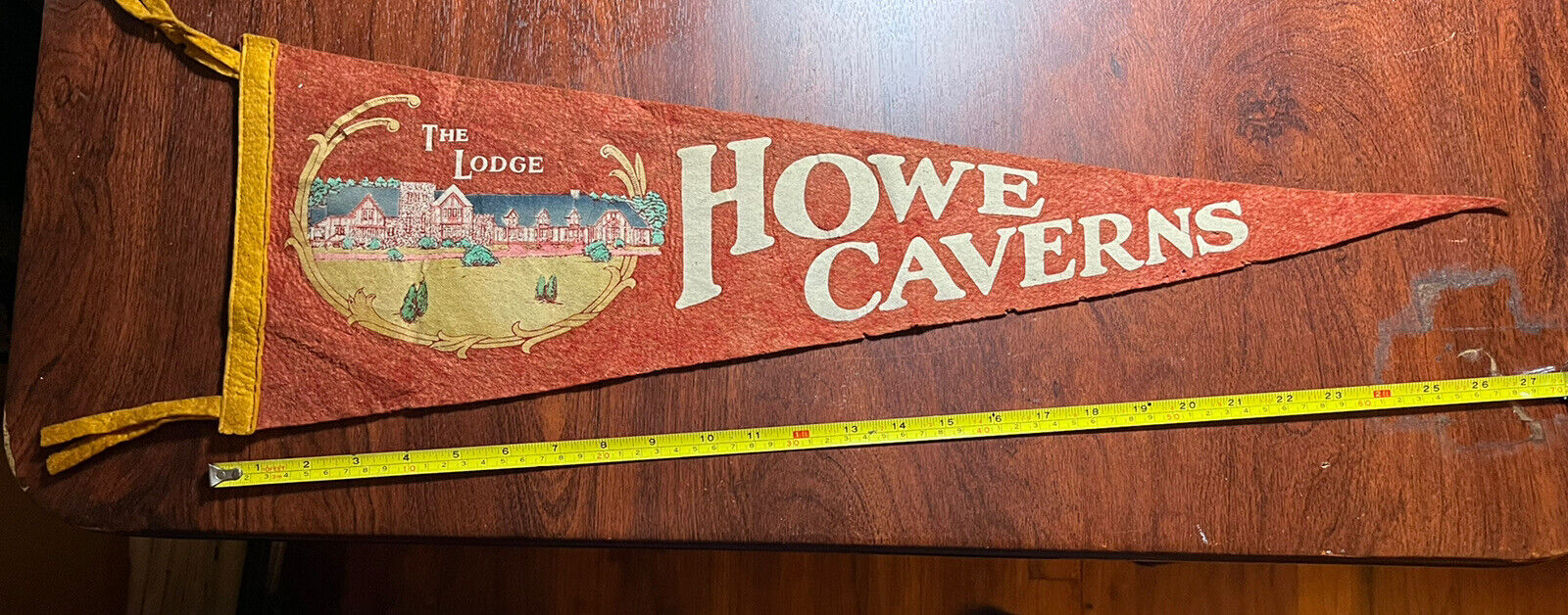 Very Old Rare Howe Caverns NY Pennant New York vtg Felt Banner Souvenir Flag