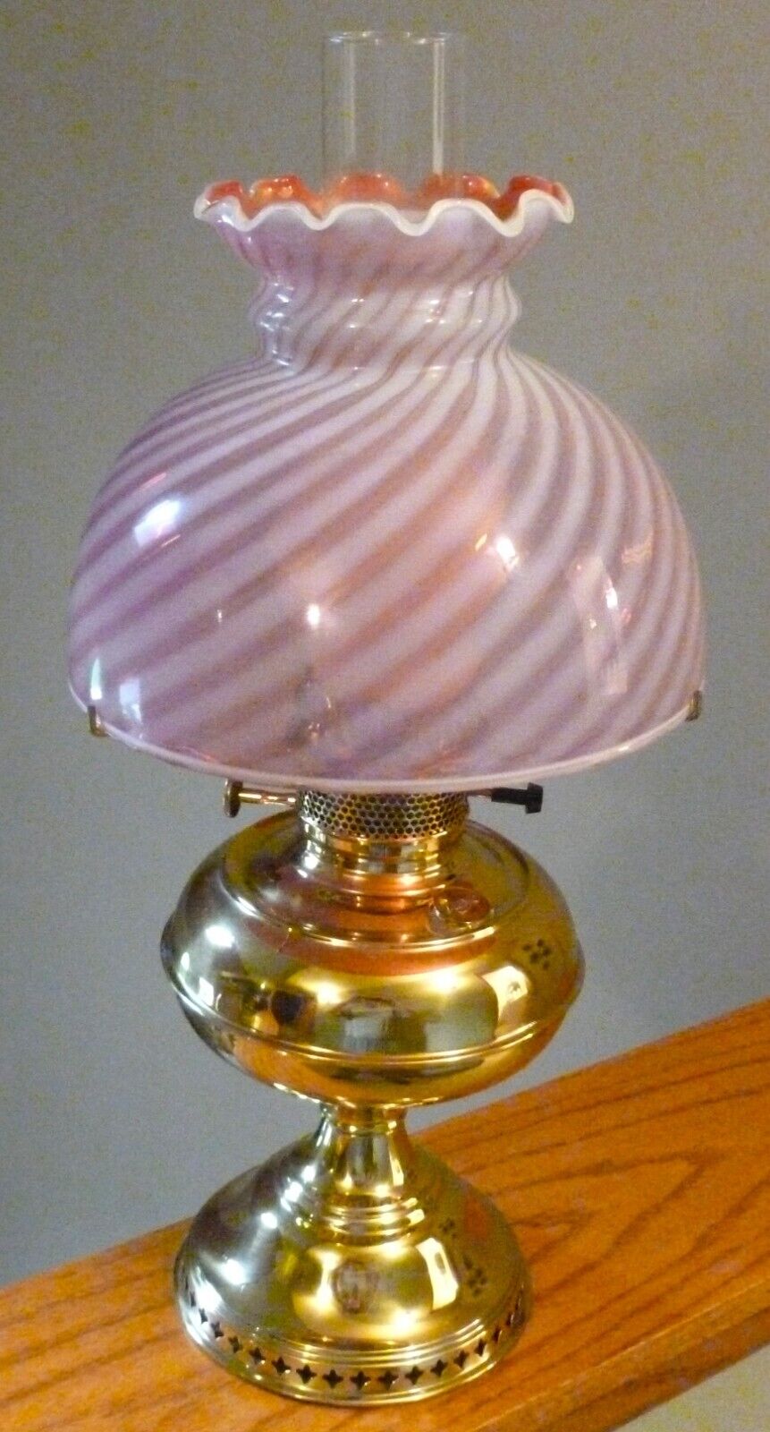 Beautiful Antique Brass Rayo Electrified Oil Lamp Cranberry Swirl Shade