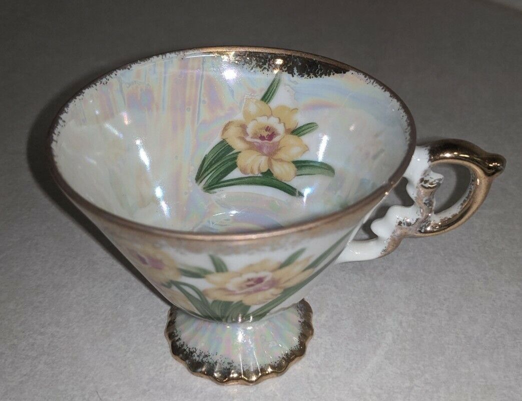 Antique Sterling March Daffodil Tea Cup 50s 60s collect classic cool decor cute
