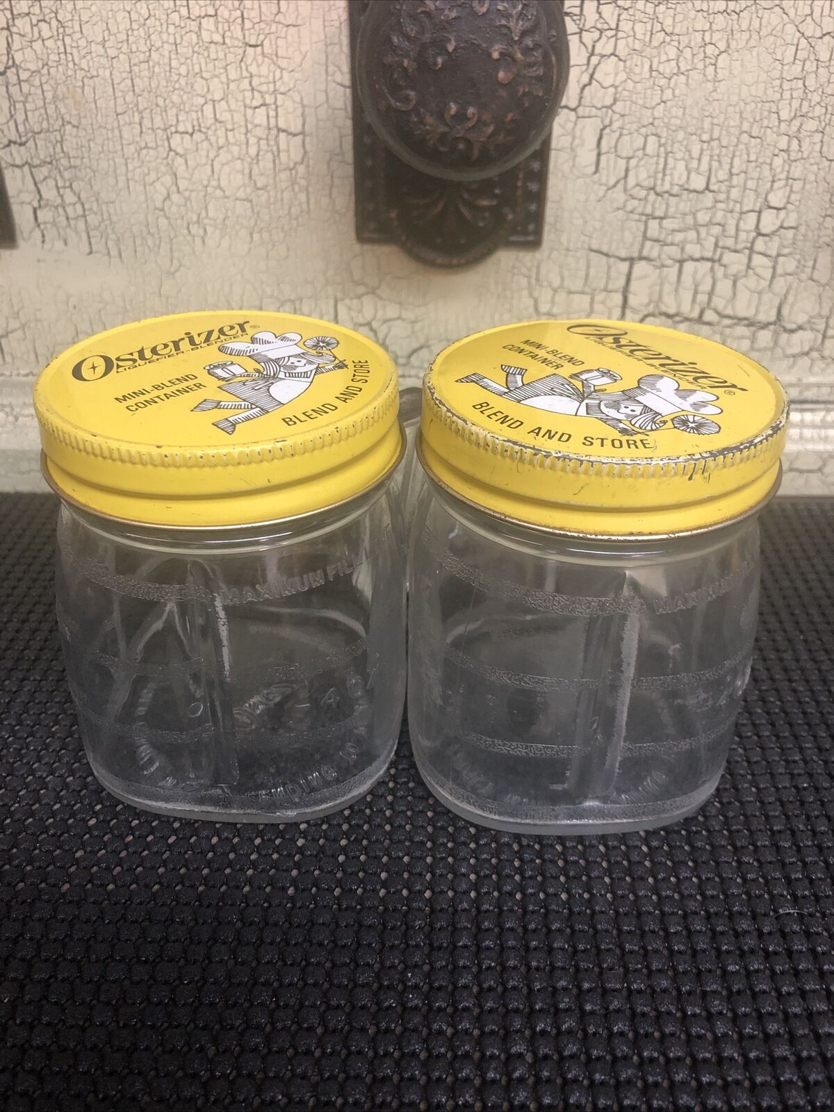 (2) Vintage Osterizer Liquifier Mini Blend Container Measuring Cups Plastic