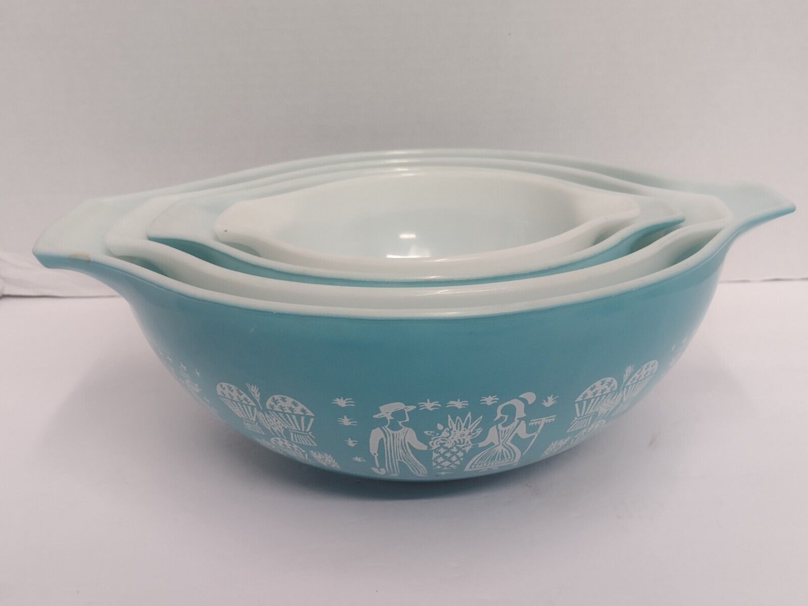 Vintage Pyrex Set of 4 Nesting Mixing Bowls Turquoise White Amish Butter Print 
