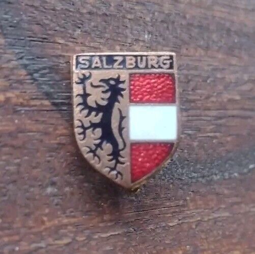 SALZBURG, AUSTRIA - Vintage Hat/Lapel Pin