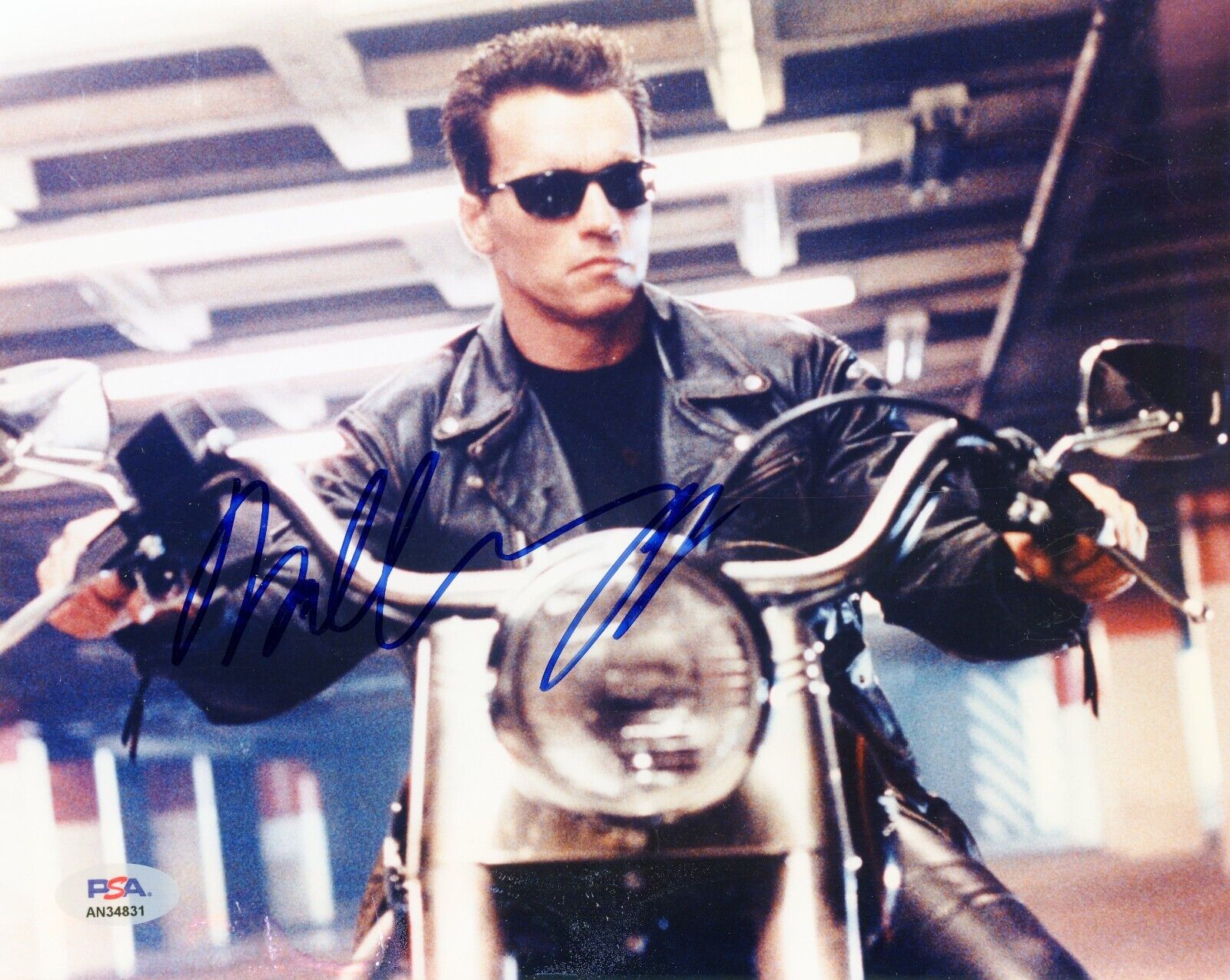 Arnold Schwarzenegger ~ Signed Autographed Terminator 2: Judgement Day ~ PSA DNA