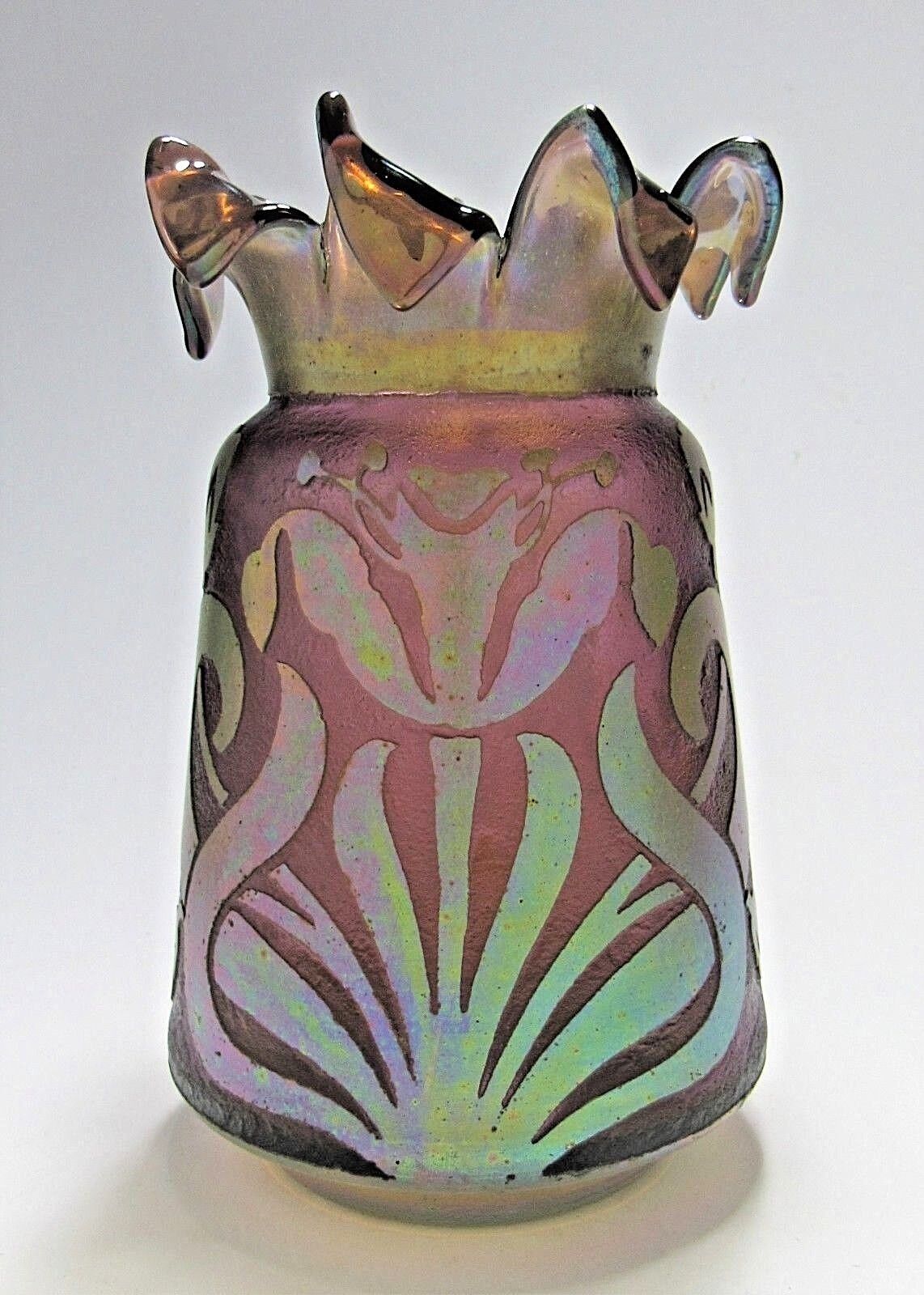 Rare KRALIK Iridescent Etched Cameo Art Glass Vase ca.1900 Loetz Rindskopf Era 